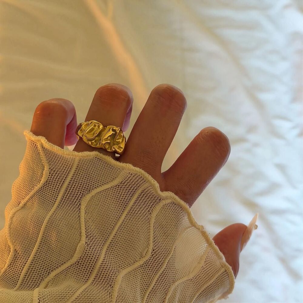 Vintage Inspired 18K Gold Plated Sculptural Statement Ring + Jewelry Pouch